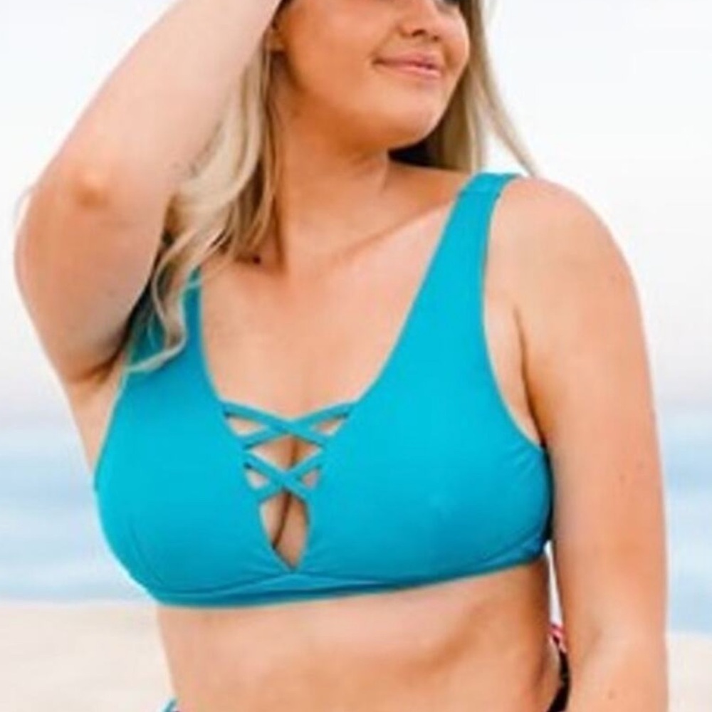CUPSHE turquoise plunging tie back bikini top